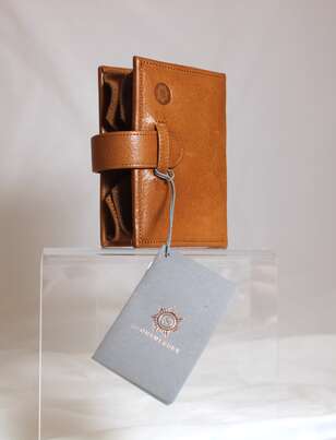 Sie sehen eine Packung Homöopathische Hausapotheke 22 Phiolen gefüllt, Produktbild: 01 Homöopathische Hausapotheke 22 Phiolen gefüllt, A-Nr.: 8008194 - 01